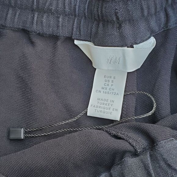 NWOT H&M high waist wide leg cropped black pants - Picture 9 of 11